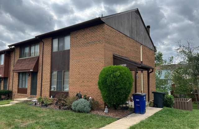 5880 WHISPER Way unit: 16-06