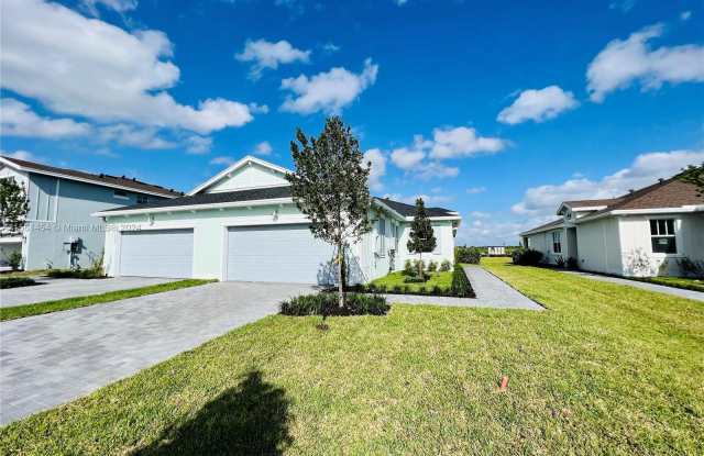 1424 Haywagon Trl - 1424 Haywagon Trail, Palm Beach County, FL 33470