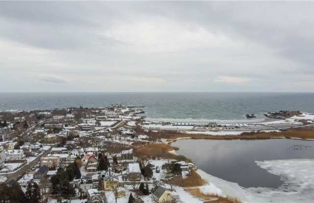 Photo of 167 Coggeshall Avenue