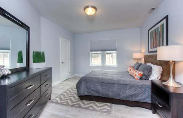 15 N Vail/15 W Davis