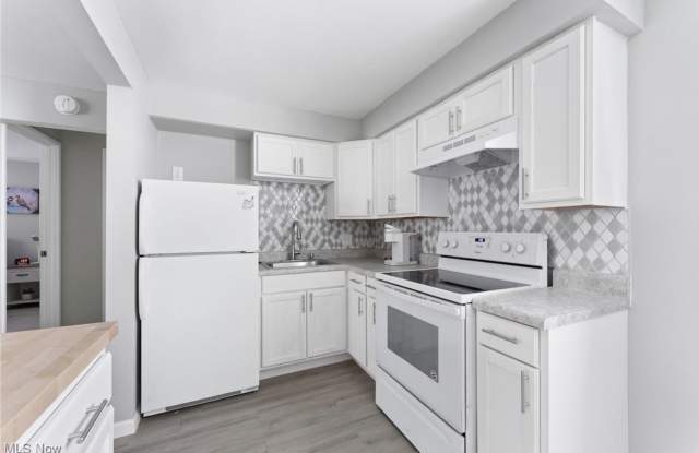 7123 Glendale Avenue