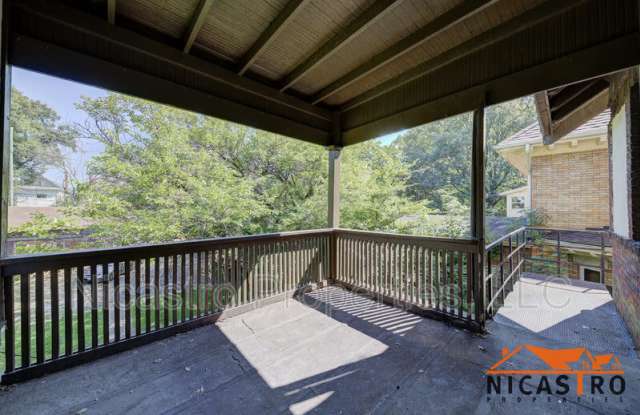 202 E Frambes Avenue