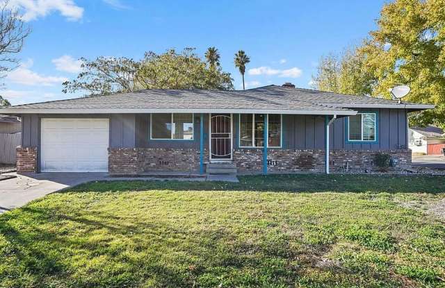 2 bedroom 1 bath Duplex