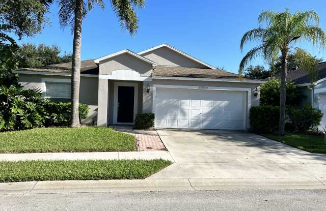 1034 South 13th Square