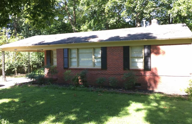 5387 Loch Lomond Rd - 5387 Loch Lomond Dr, Memphis, TN 38116