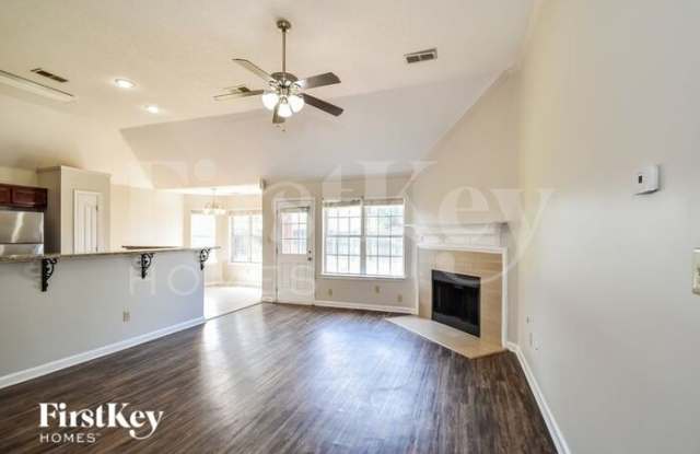 4143 Ravenwood Drive North