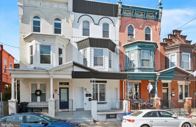 Photo of 1612 N 30TH Street unit: 1