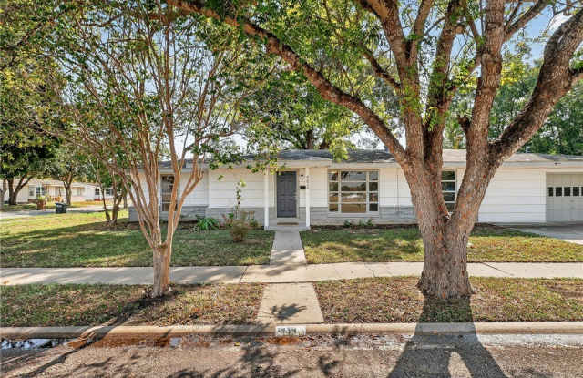 Photo of 4634 Weir Drive