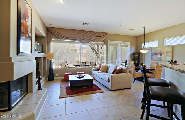 6578 E SHOOTING STAR Way