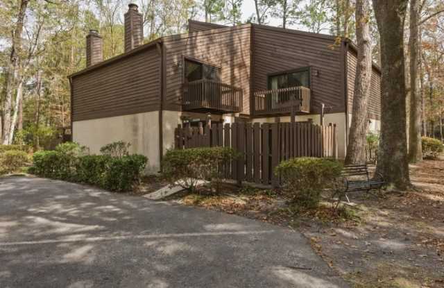 10407 Big Tree Circle West