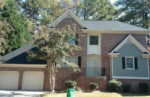 Photo of 2411 Magnolia Springs Court NE