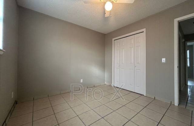 1040 W. Hendrix St.