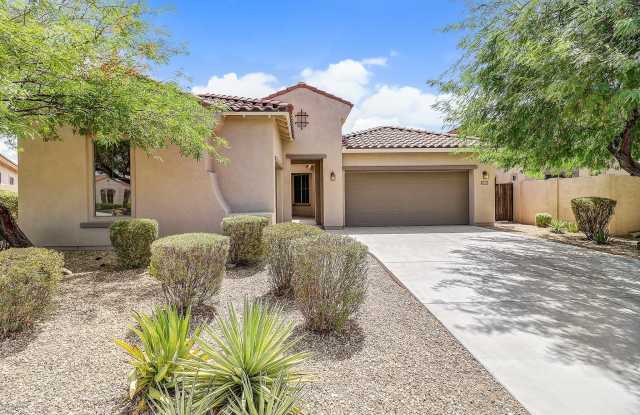 Photo of 17665 W AGAVE Road