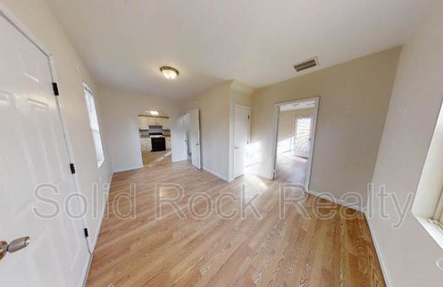 821 North Corona Street
