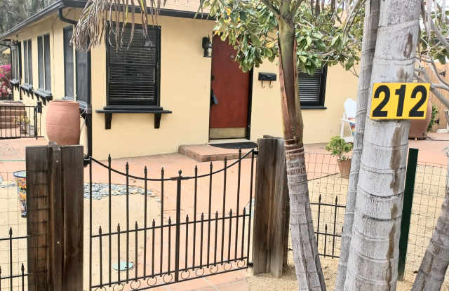 212 S Calle Seville