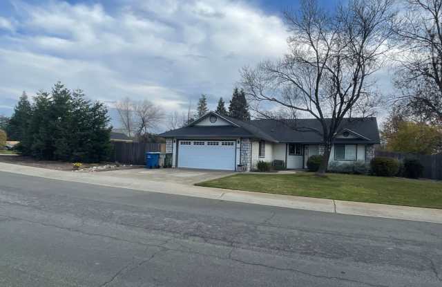 Photo of 3 BED 2 BATH HOUSE WITH FENCED BACKYARD IN THE COUNTRY HEIGHTS SUBDIVISION