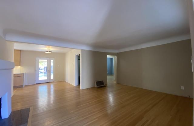 4614 Idlewilde LN SE