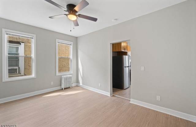 201-203 Watchung Ave