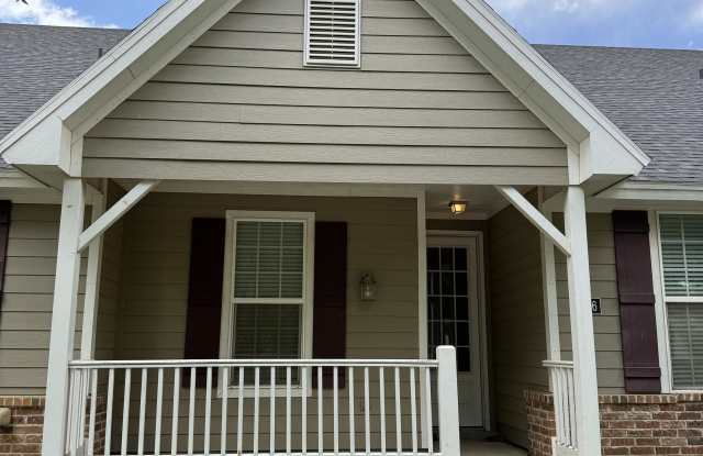 Photo of 2106 10th Street