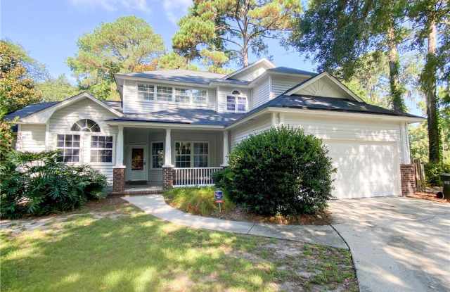 Photo of 1 Lantern Ln