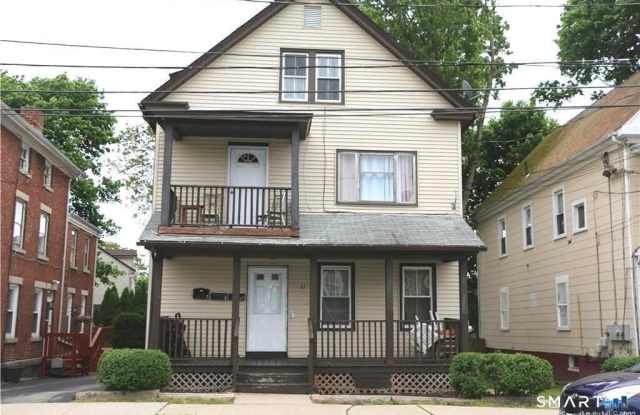 21 Williams Street unit: 3Rd Fl