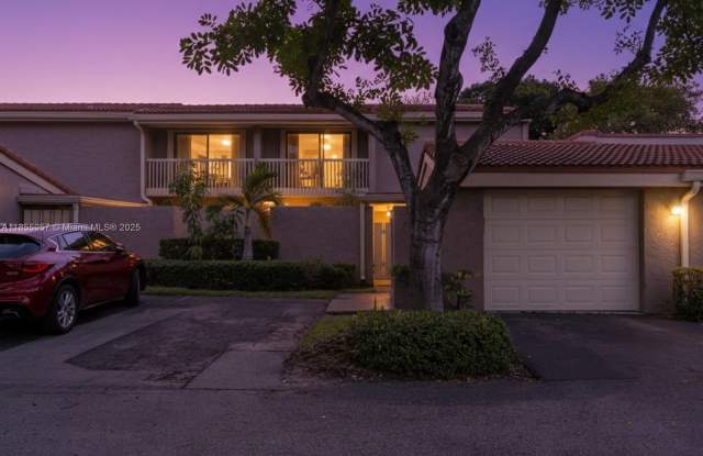 Photo of 203 Bonnie Brae Way