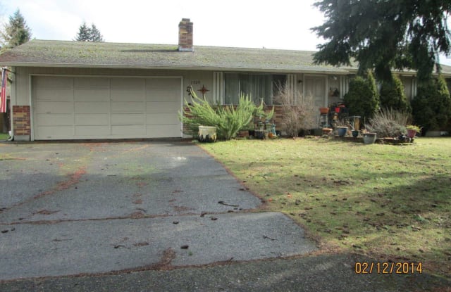 7309 NE 124th Ave - 7309 Northeast 124th Avenue, Orchards, WA 98682