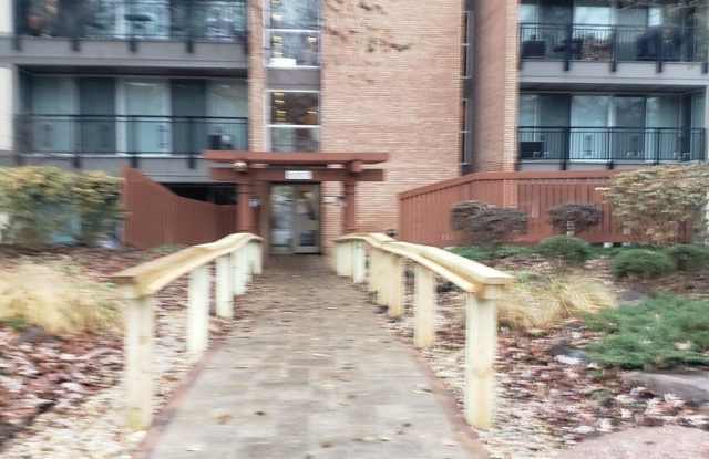 6000 Oakwood Drive unit: 6H