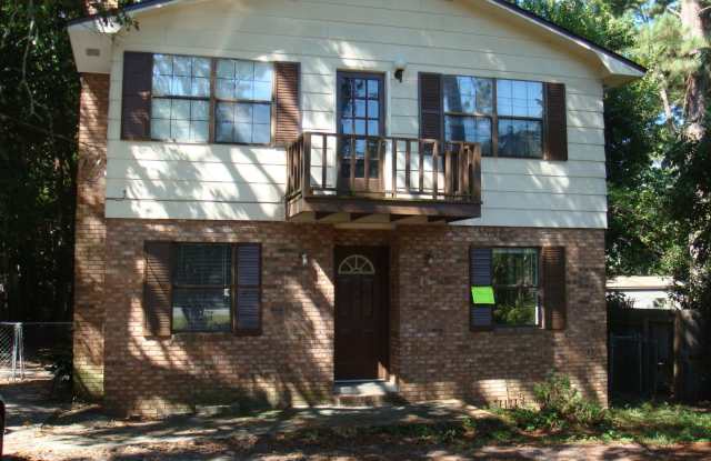 Photo of CLOSE TO VSU