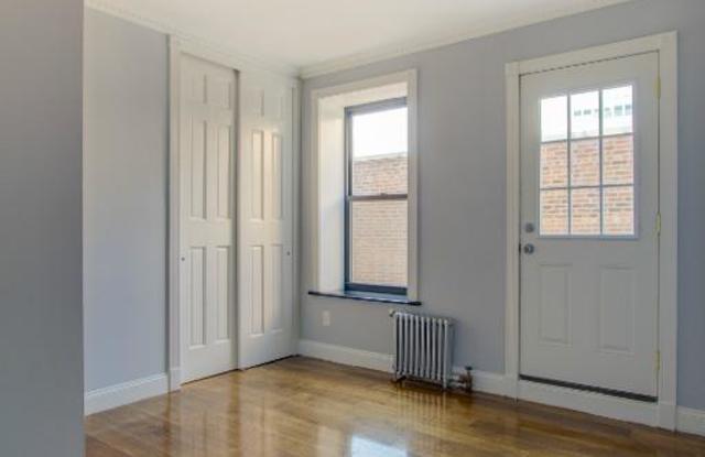 1324 Lexington Ave