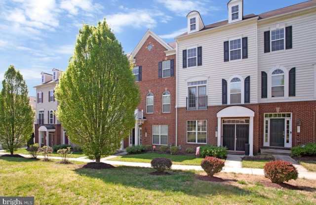 505 JURGENSEN PL