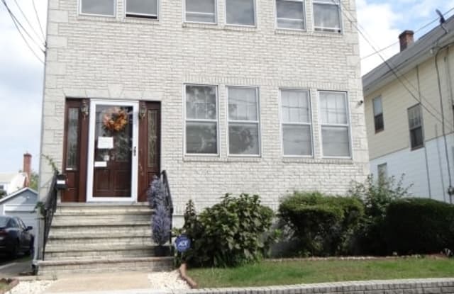 424 AINSWORTH ST - 424 Ainsworth Street, Linden, NJ 07036