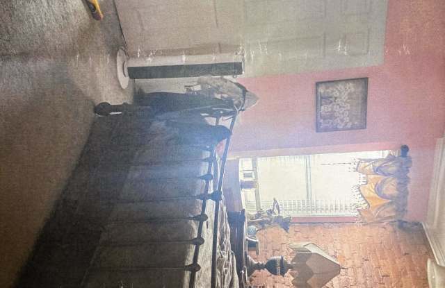 Photo of 4224 Terrace Street