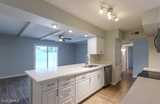 1654 North Queensbury