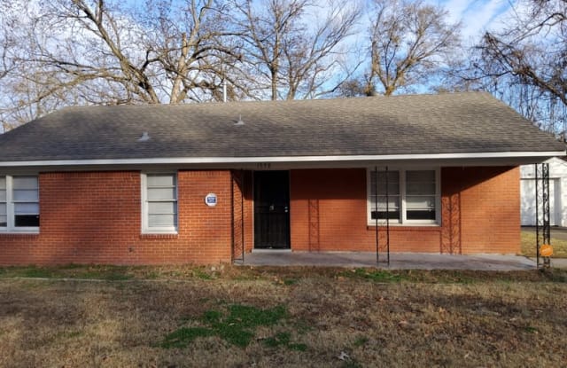 1578 Frayser Blvd - 1578 Frayser Boulevard, Memphis, TN 38127