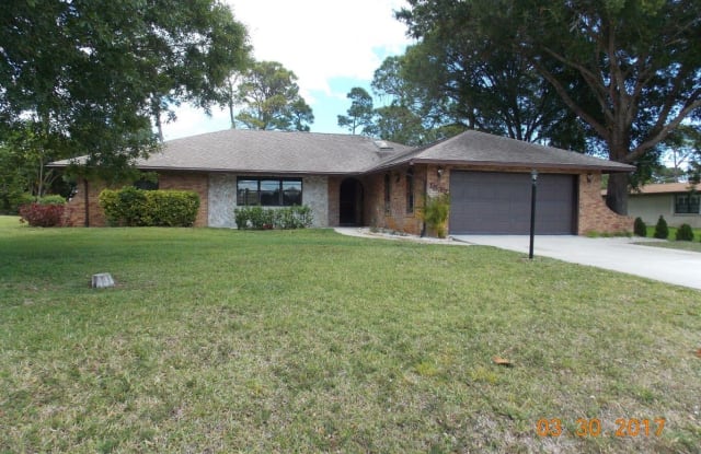 1537 SE Blockton Avenue - 1537 Southeast Blockton Avenue, Port St. Lucie, FL 34952