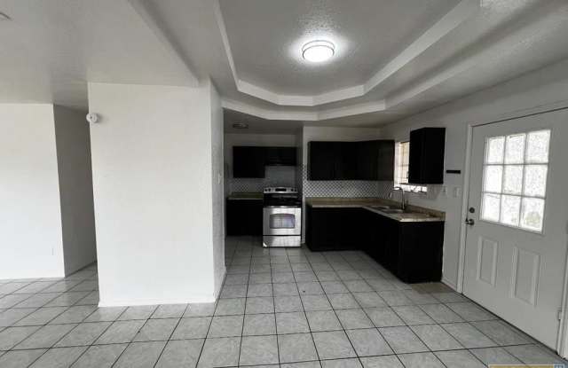 5105 Villa Bonita St.