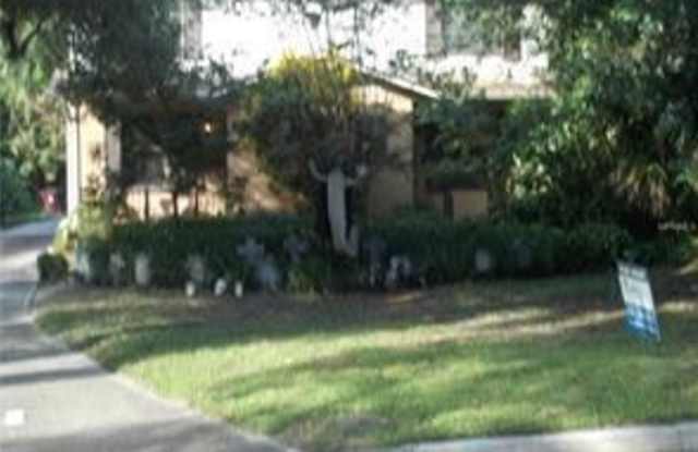 1913 E Central Blvd.
