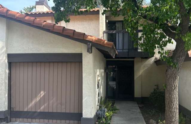 Beautiful Condo For Rent