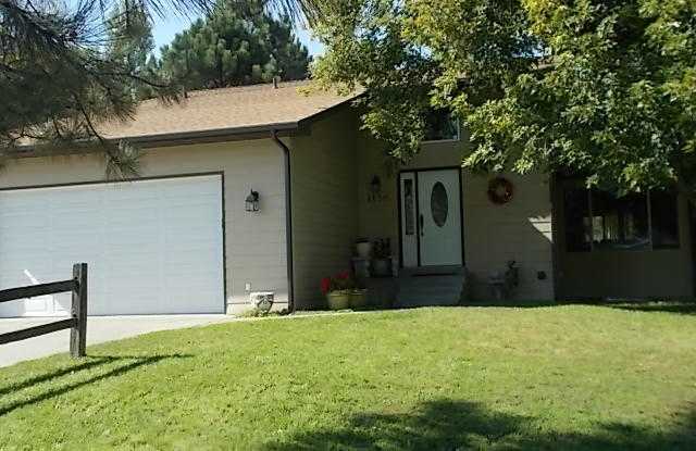 Photo of 4 Bedroom House with 2 Car Garage in Billings Heights