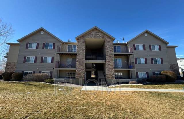 79 W Ridge Rd