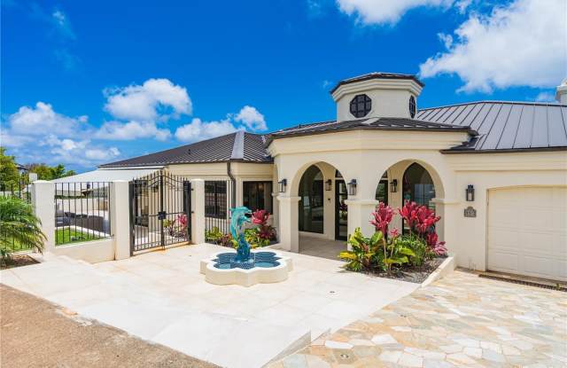 193 Kokololio Place