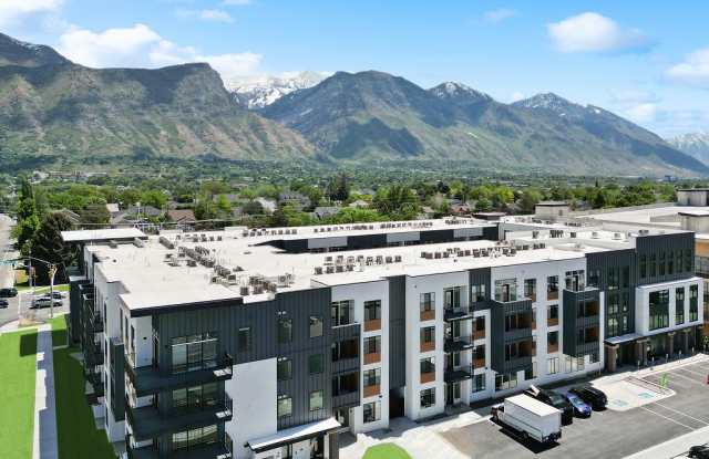 The Devon at University Place