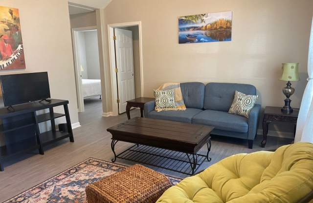 Room for Rent in 3 Bedroom Home at Rucker Cliff Dr