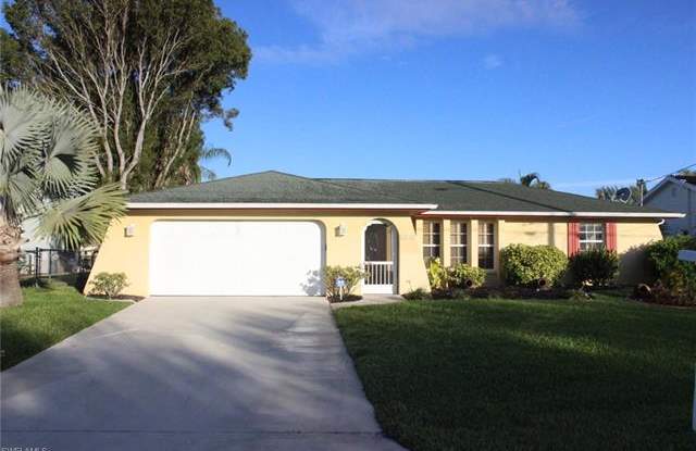 109 SW 8th ST - 109 Southwest 8th Street, Cape Coral, FL 33991