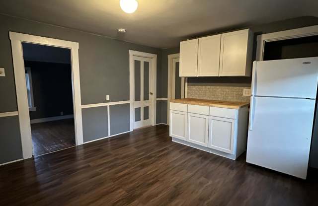 15 Belleville Avenue - 2