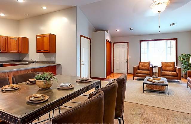 522 9th Ave
