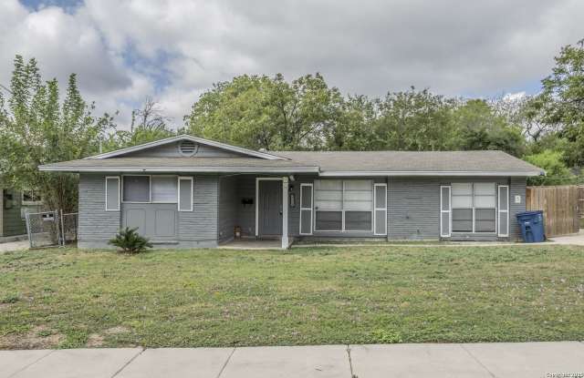 Photo of 411 LADDIE PL