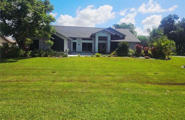 6737 Plantation Pines Boulevard