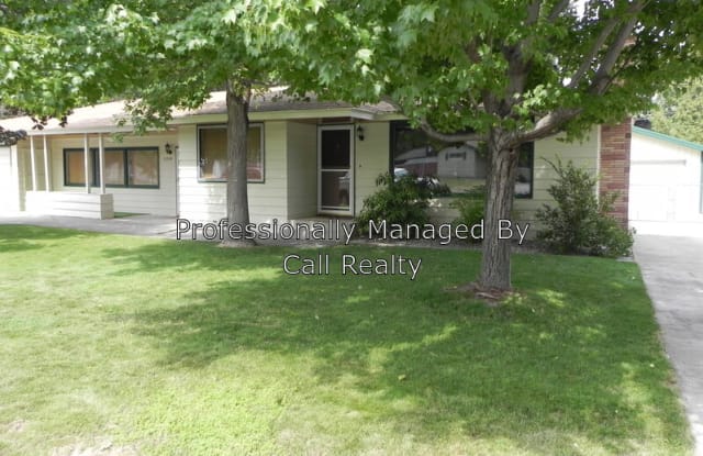 12319 E 18th - 12319 East 18th Avenue, Spokane Valley, WA 99216